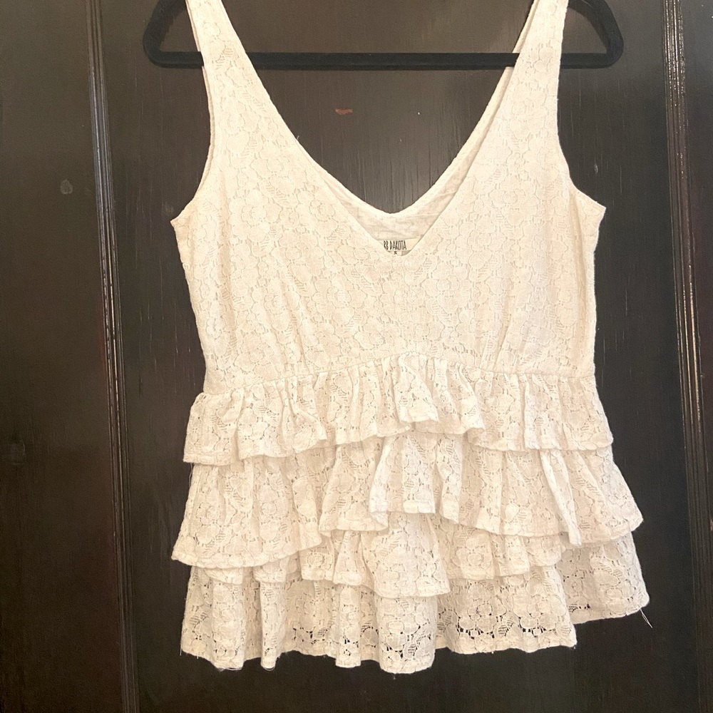 Small BB Dakota Ruffled Lace Tank Top
